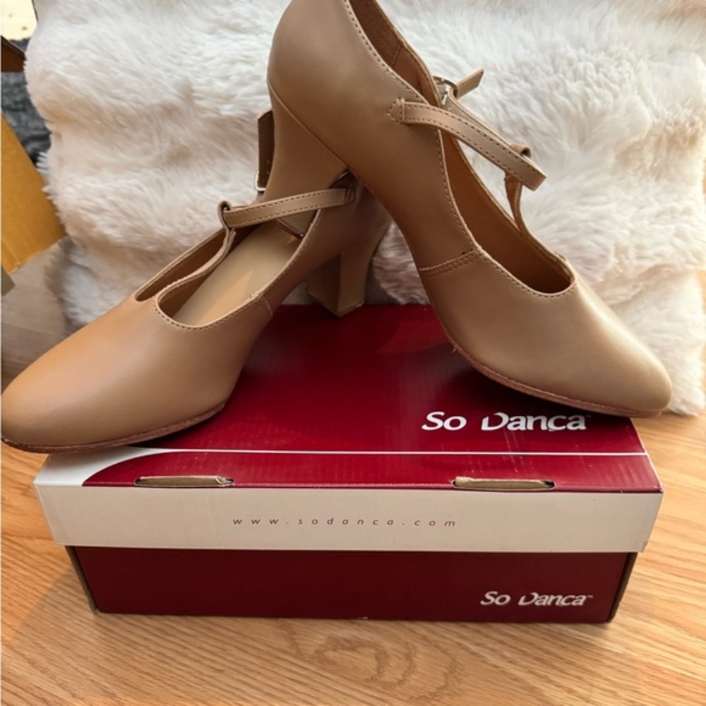 2 inch Caramel Character Heels